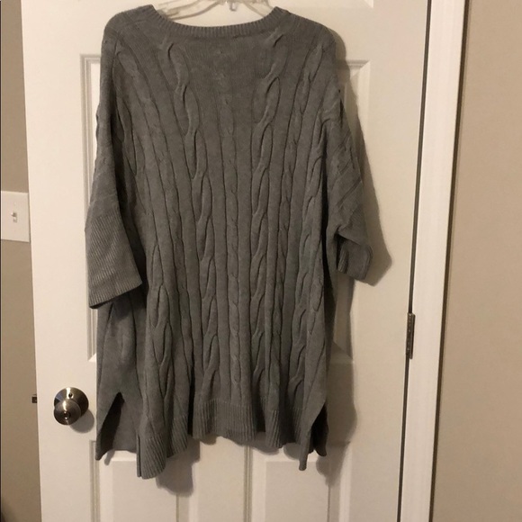 Gray slouchy sweater - Picture 2 of 2
